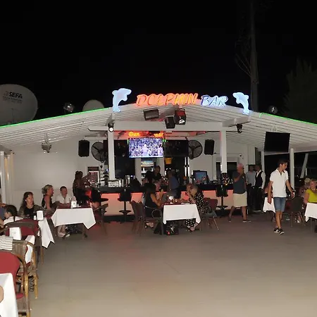 Ξενοδοχείο με διαμερίσματα Siesta