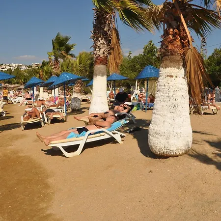 Siesta Ξενοδοχείο με διαμερίσματα 3*