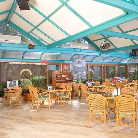 Siesta アパートホテル ボドルム