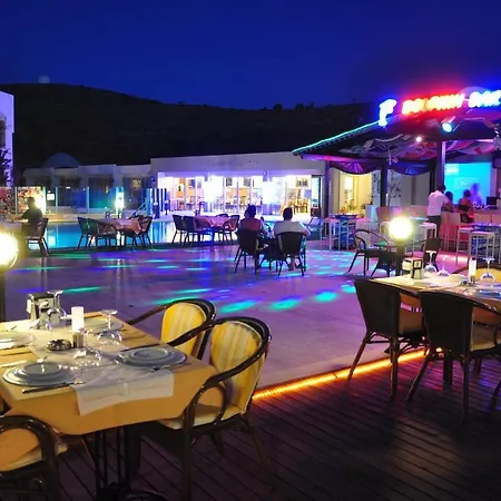 アパートホテル Siesta